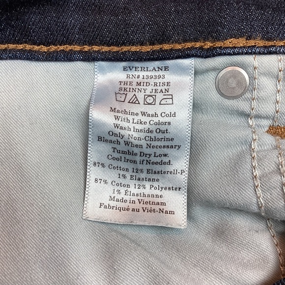 EVERLANE Mid-Rise Skinny Jeans - Picture 10 of 11